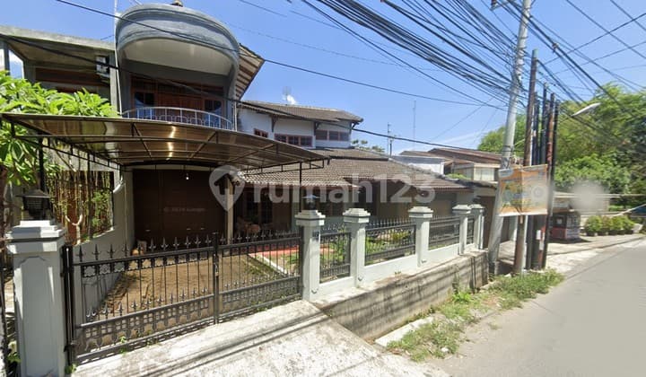DIJUAL RUMAH LUAS DEKAT KAMPUS UGM, SINDUADI, MLATI, SLEMAN