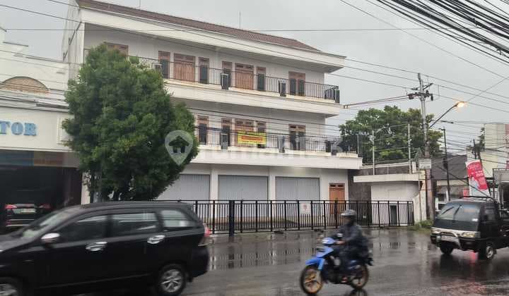 Ruko 3 Lantai di Komplek Ruko, Nogotirto, Gamping, Sleman, Jogja