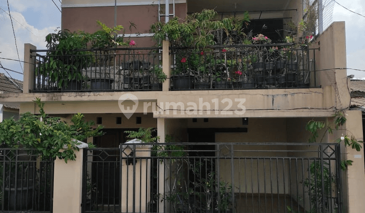 2-Story House Near Pakuwon Mall, Minomartani, Ngaglik, Sleman, Yogyakarta