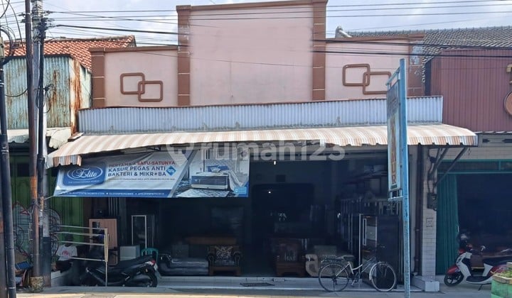 Ruko Luas di Pusat Kota, Brebes Tengah, Brebes, Kabupaten Brebes, Jawa Tengah