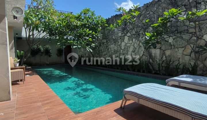 DIJUAL VILLA KOLAM RENANG, SARIHARJO, NGAGLIK, SLEMAN, JOGJA