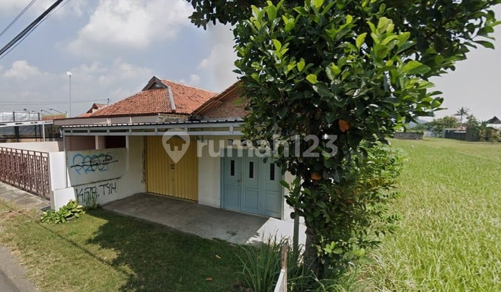 Rumah Luas di Jalan Piyungan-Prambanan Km 1, Munggur, Srimartani, Piyungan, Bantul