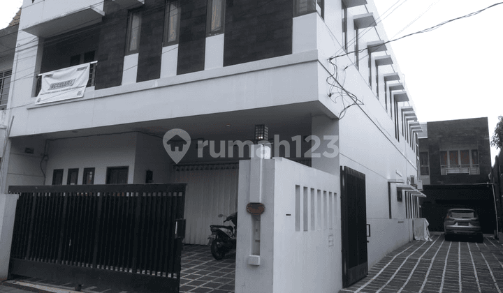 Disewakan Bangunan Kantor Dekat Pakuwon Mall Sleman