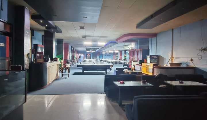 GEDUNG 3 LANTAI DENGAN ROOFTOP DAN BASEMENT, KLITREN, GONDOKUSUMAN, JOGJA