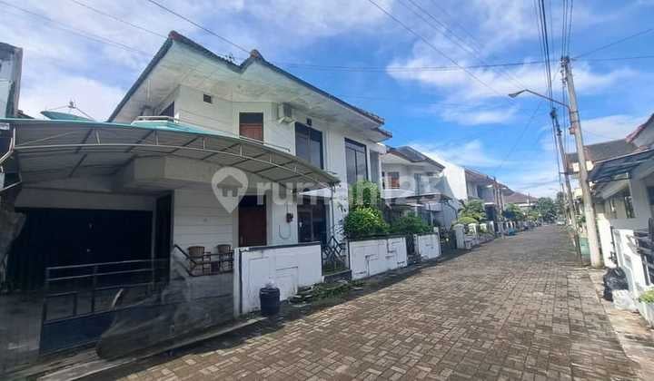 Rumah 2 Lantai di Perumahan Dekat Kampus Ugm, Sariharjo, Ngaglik, Sleman, Jogja