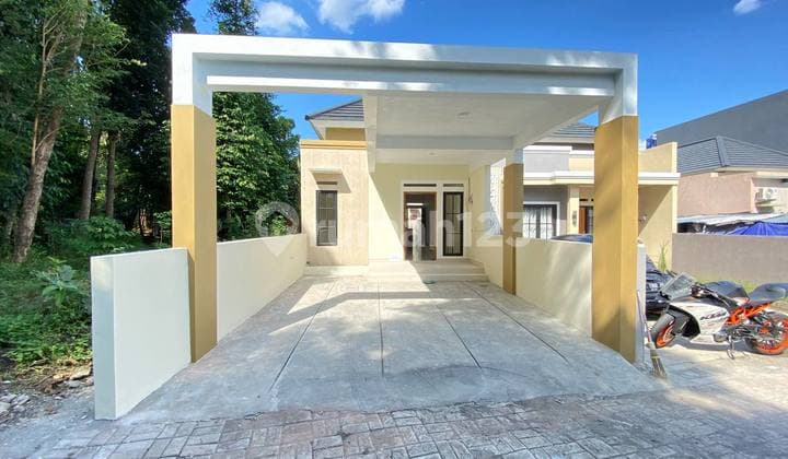 Rumah Siap Huni Carport Luas Lokasi Strategis Ngaglik Sleman