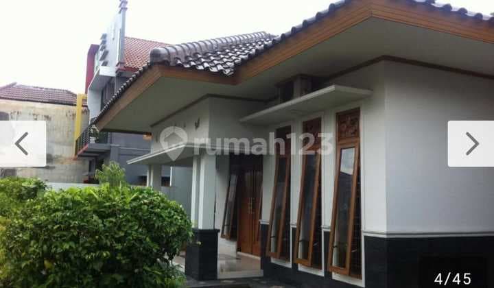 Dijual Murah Rumah Mewah Dengan Lahan Luas di Jakal Km. 6 Kentungan