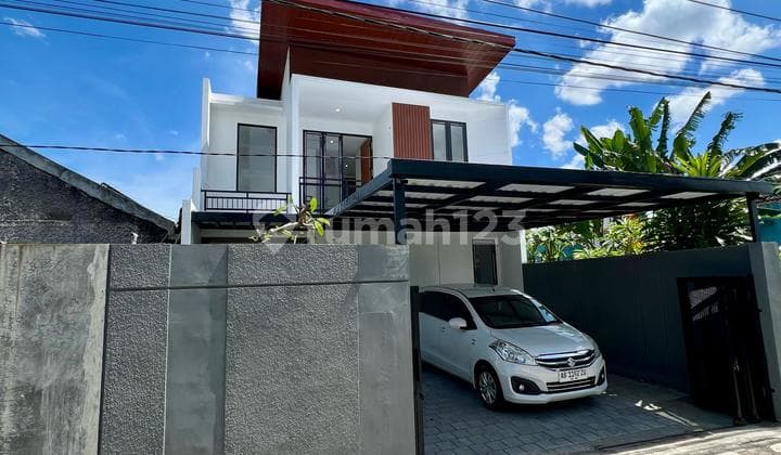 Beautiful House For Sale Strategic Location Near Jogja City Center
