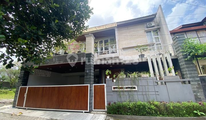 For Sale Luxury House on Jalan Palagan Km 7 With Private Pool