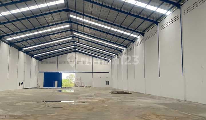 Gudang Baru Pergudangan Pakuhaji Tangerang Akses Cont. 40, Kamar Mandi