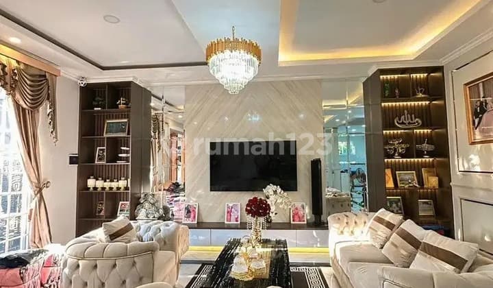 DIJUAL CEPAT RUMAH HUNIAN MEWAH BANGUNAN KOKOH DAN MODERN DI CIPUTAT TIMUR