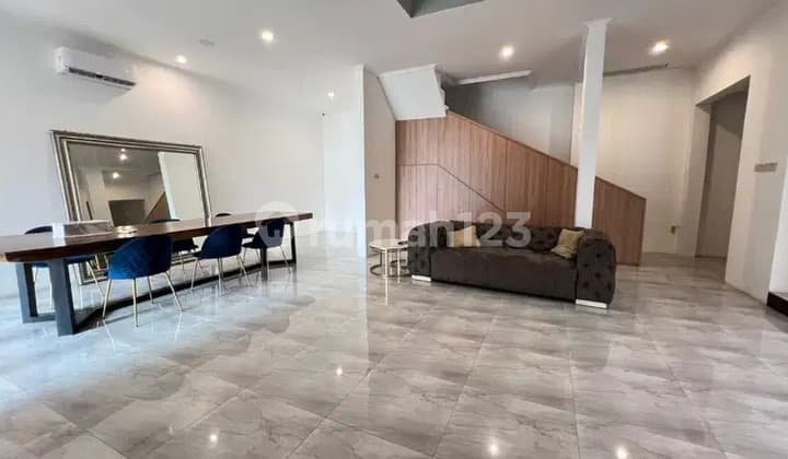 FOR SALE BEAUTIFUL MINIMALIST RESIDENCE IN THE ELITE PERMATA HIJAU AREA