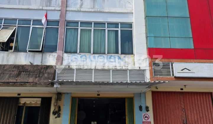 Strategic Shop House near the Highway, Commercial Area, and Residential Area.