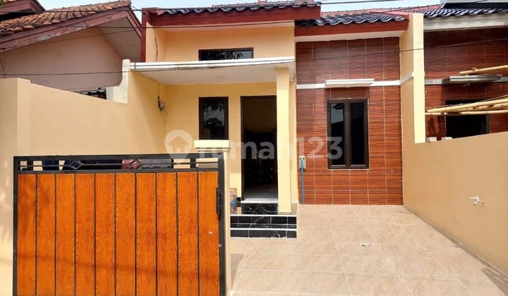 Rumah Cantik Strategis Dekat Puskemas Munjul Jakarta Timur