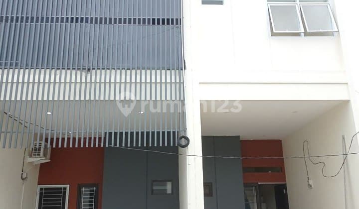 Rumah Cantik 2 Lantai Di Ciracas Deket Lrt Cibubur Jakarta Timur