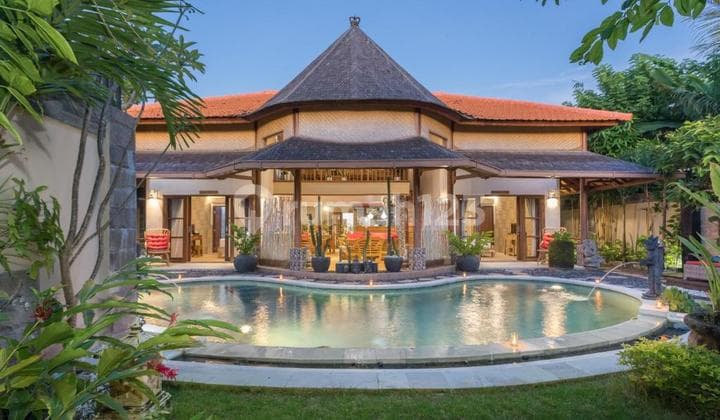 Villa Luxurious Freehold Balangan Bali