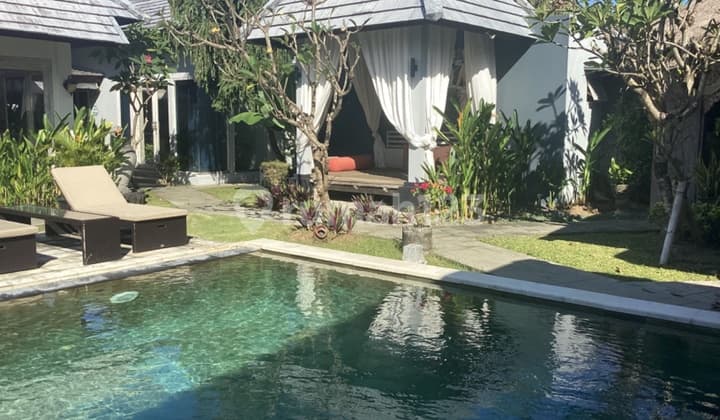 Villa Mewah Sewa 2 Menit ke Pantai Sanur Bali