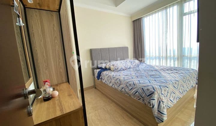 Menteng Park Apartment for Rent in Central Jakarta - Modern Studio Fully Furnished at the Best Price
