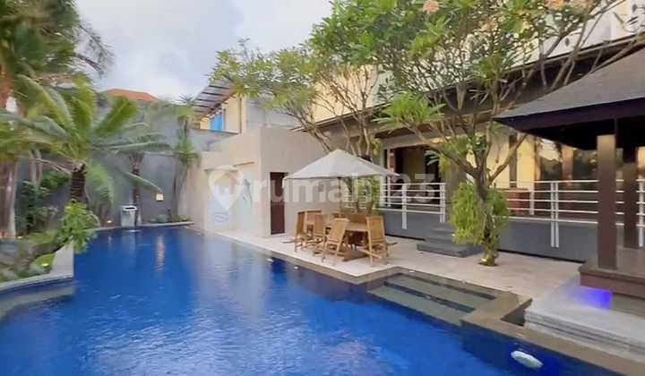 Elite 5 Bedroom House in West Gatsu Denpasar