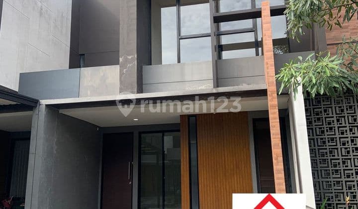Dijual Rumah Suvarna Sutera Flavio Murah
