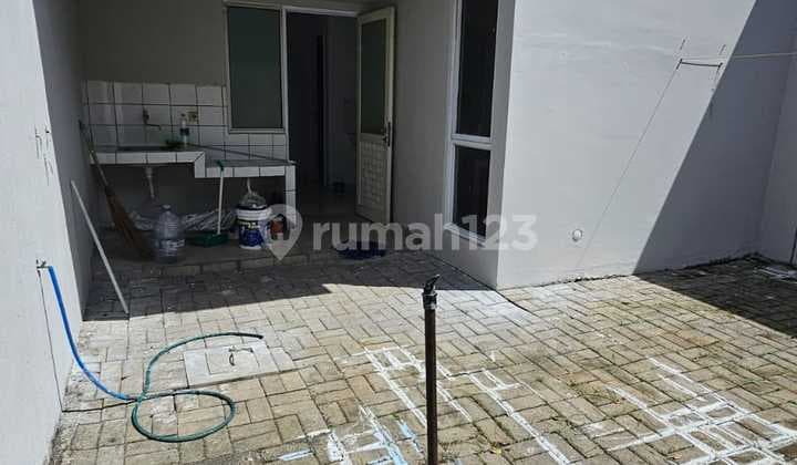 Disewa Rumah Suvarna Sutera Fedora Murah