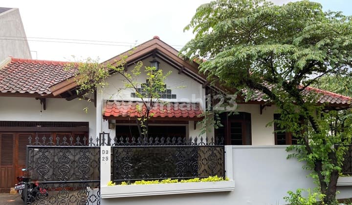 For Rent: Beautiful House in Puri Cinere