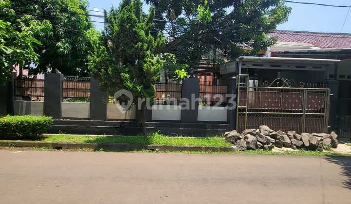 Dijual Rumah Harga Tanah Di B S D Griya Loka