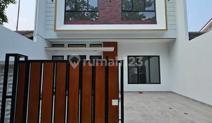 Rumah Baru Brand New Modern Minimalis Kawasan Griya Loka Bsd