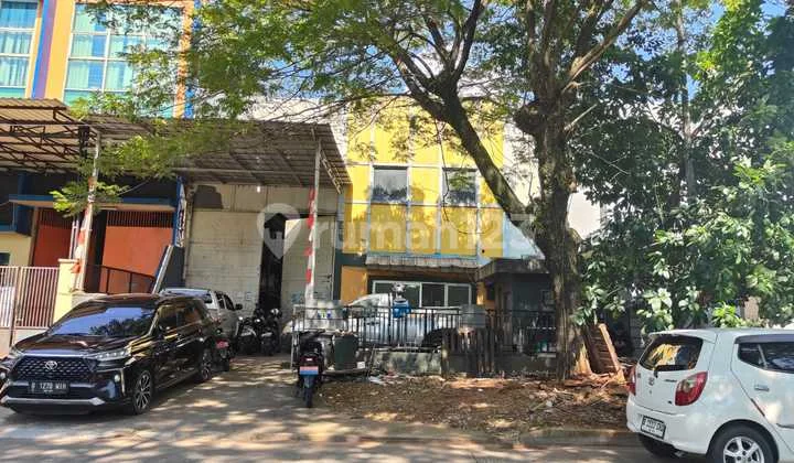 Dijual Gudang Layout Plong Tinggi Rapi Siap Pakai Taman Tekno BSD