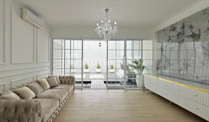 Rumah Brand New Renovasi Modern American Classic De Latinos Bsd