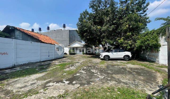 Tanah Cocok Untuk Padel Persis Hadap Tol Jalan Raya Kebon Jeruk