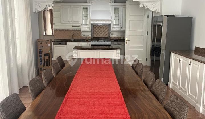 Luxury American House With Swimming Pool For Lease Lippo Karawaci