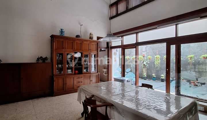 Dijual Rumah di Pondok Indah Lokasi Tenang Jalan Lebar