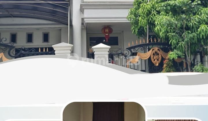 Rumah 2 Lantai Bagus HGB di Graha Famili Siap Huni