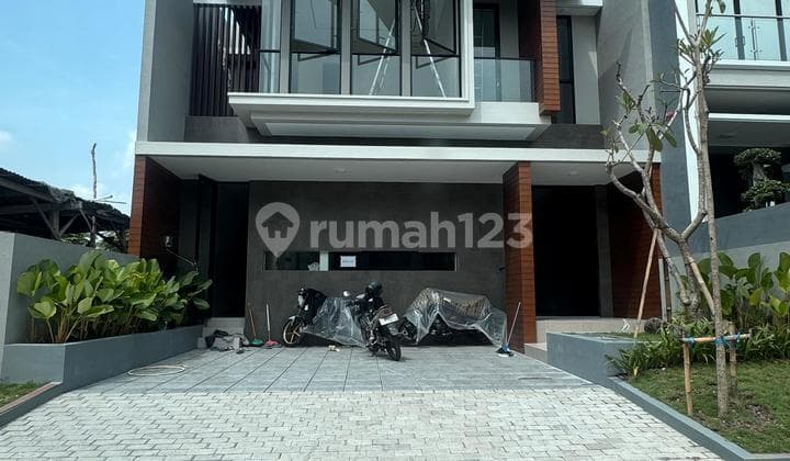 Rumah 2 Lantai Baru di Citraland Woodland Minimalis Siap Huni