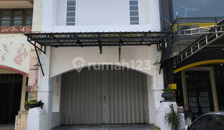 Ruko 2 Lantai Bagus di Citraland Taman Internasional