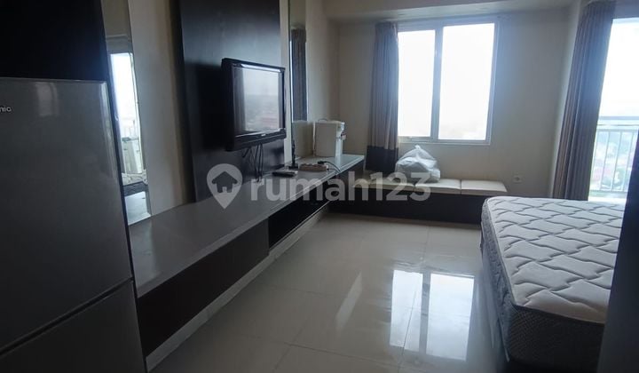Apartment Tanglin Pakuwon Mall Type Studio Furnished Siap Huni