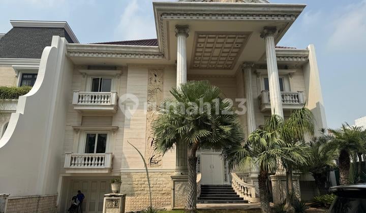 Rumah 2 Lantai Furnished di Pakuwon Indah Villa Bukit Regency 2