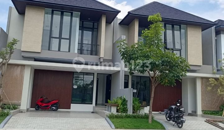 New 2-Storey Minimalist House in Citraland Woodland New 2-Storey Minimalist House in Citraland Woodland