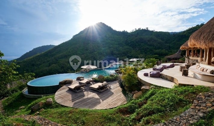 For Sale Freehold - Resort With A Million Dollars View In Amed - Bali