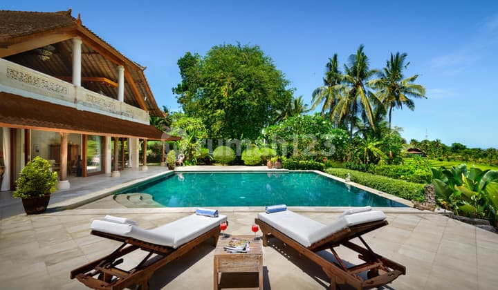 Sewa - Tempat Perlindungan 4 Kamar Tidur yang Tenang dengan Pemandangan Matahari Terbenam yang Menakjubkan di Pantai Balian, Bali