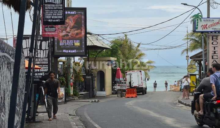 Leasehold - Rare Ultra-Prime Beachfront Land In Batu Bolong - 900 Sqm Golden Investment Opportunity, Canggu, Bali