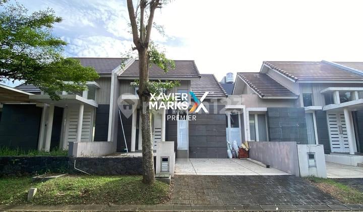 Rumah Minimalis Modern di Perumahan Elit Araya Malang