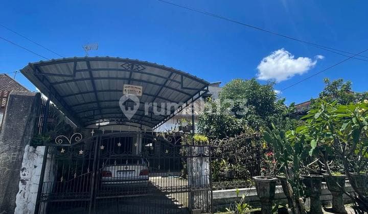 Rumah Jalang Gunung Gunung Kota Malang Jalan Batok, Oro Oro Dowo, Klojen Kota Malang