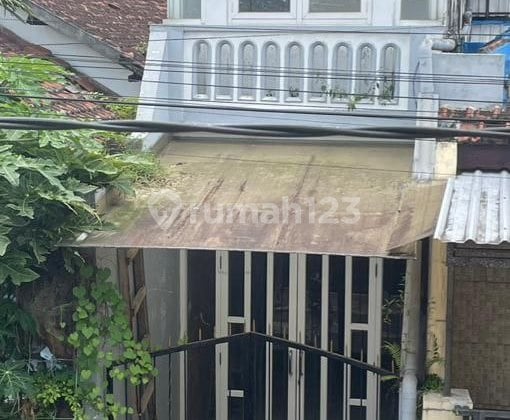 Rumah Dijual Murah Dekat Alun-Alun Batu