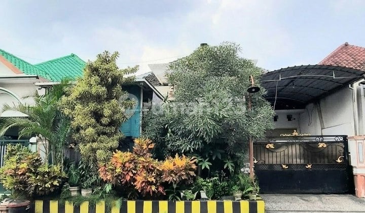 Rumah Tinggal Tengah Kota di Sulfat - Malang