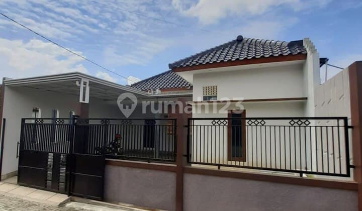 Rumah Di Ledok Dowo Pakisjajar Pakis Malang