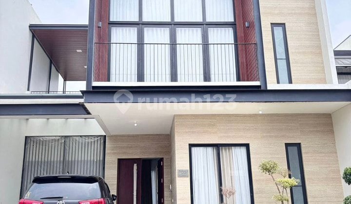 Cepat Rumah Villa With Private Pool di Kota Batu