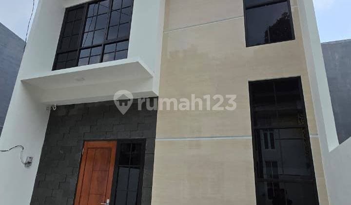 Rumah Bangunan Baru Siap Huni di Cemoro Kandang
