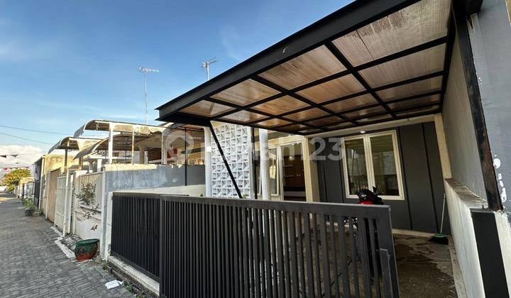 Rumah di Cluster Perumahan Samping Bandara Abdul Rachman Saleh, Asrikaton Pakis Malang